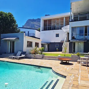 lemon-tree-cottage-cape-town.hotels-capetown.com/